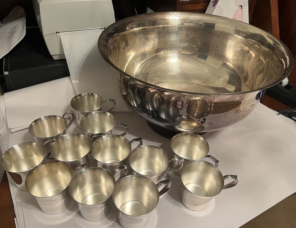 Wallace Punchbowl with 12 Cups Silverplate