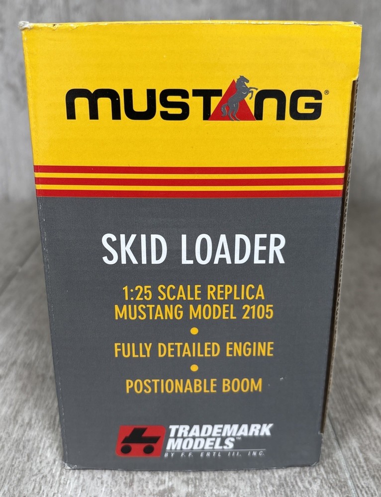 1/25 Trademark Models Mustang 2105 Skid Loader w/ Box