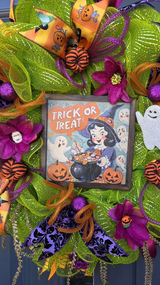 Vintage Halloween Wreath