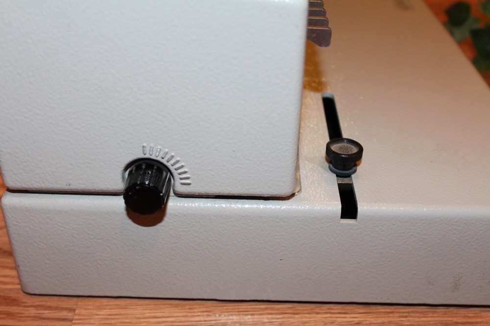 KOMBO HEAVY DUTY HOLE PUNCH & BINDING MACHINE!