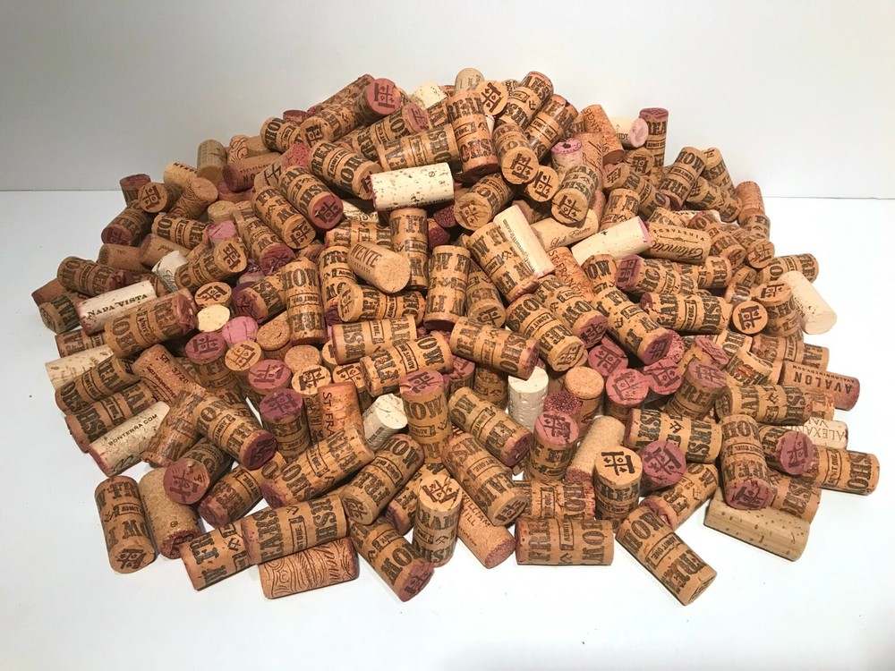 330 (approximately) used wine bottle corks