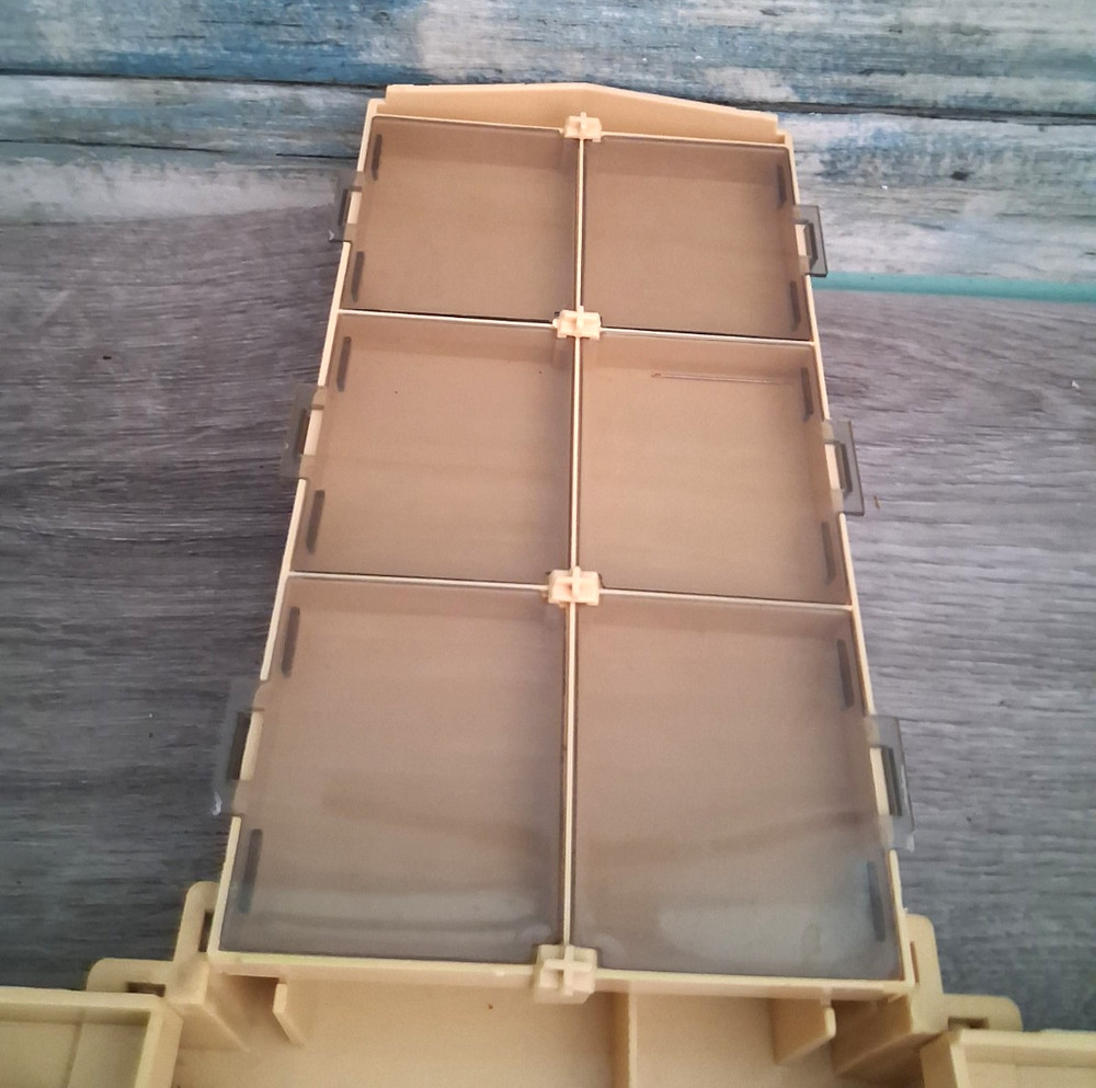 Vintage Sewing Box Caddy Folding 50 Spool Thread Bobbin Organizer