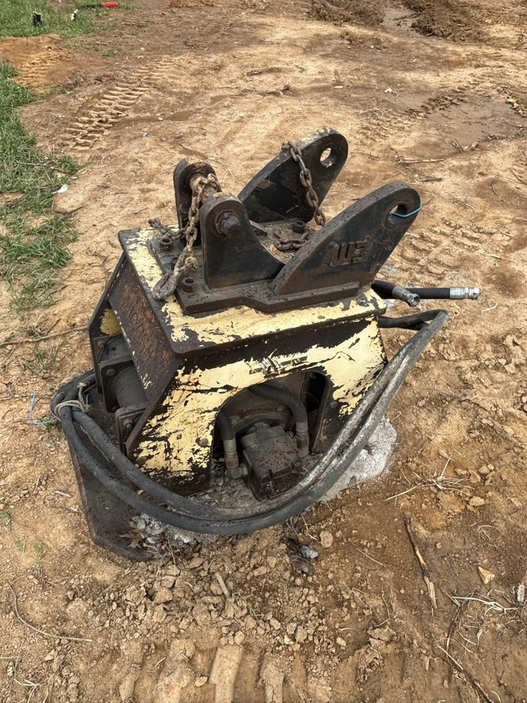 Case 580 Backhoe Excavator Plate Compactor