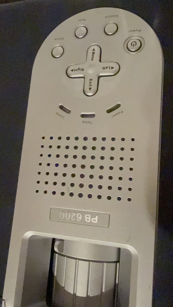 Benq PB 6200 Projector With Cables