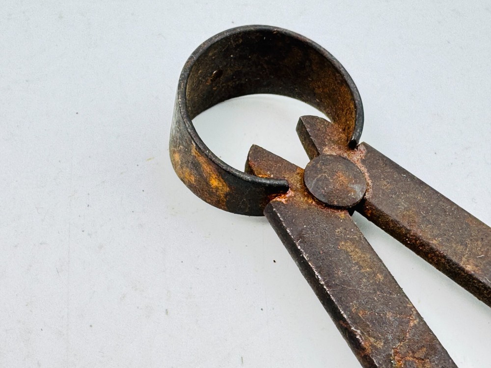 Vintage 9" Heavy Duty Fulcrum Stud Wing Bow Spring Divider Compass Caliper
