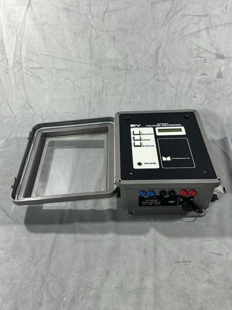Metrosonics RS-232 Stray Voltage Recorder with Case