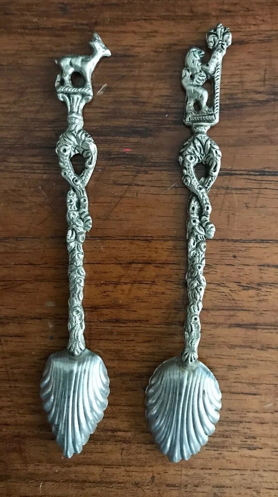 two Italian Baroque Style shell demitasse spoons