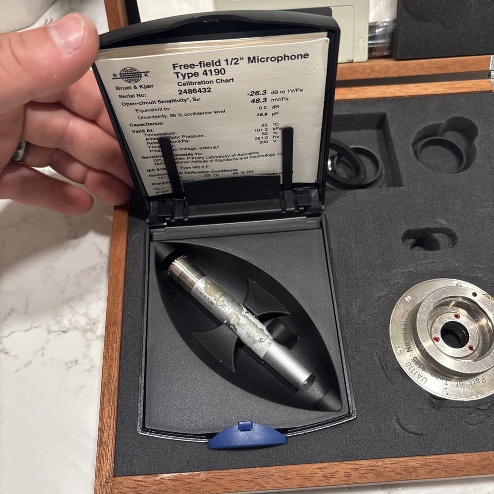 Bruel & Kjaer Model 4185 Ear Simulator for Telephonometry NICE!