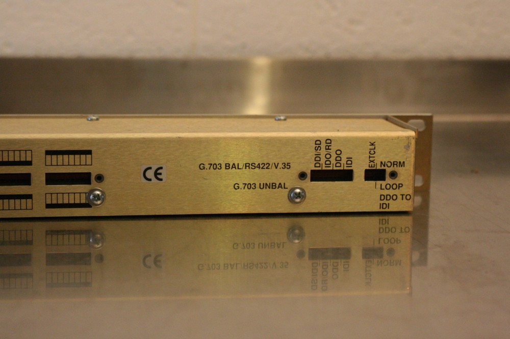 COMTECH EF DATA SATELLITE UB-530 UNIVERSAL BREAKOUT PANEL