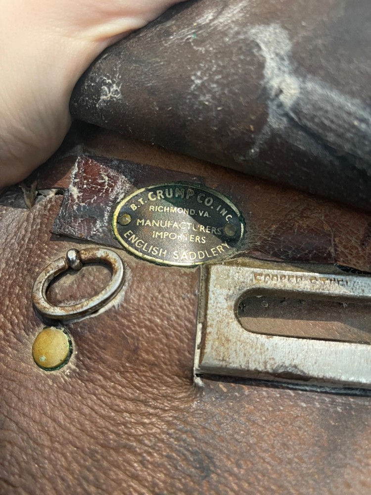 B.T. Crump 19" English Saddle