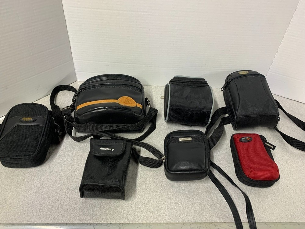 **Lot of 7 - Assorted Camera Bags