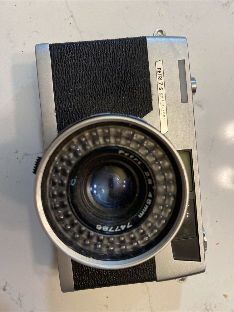 Petri 7S Rangefinder 35mm Film Camera