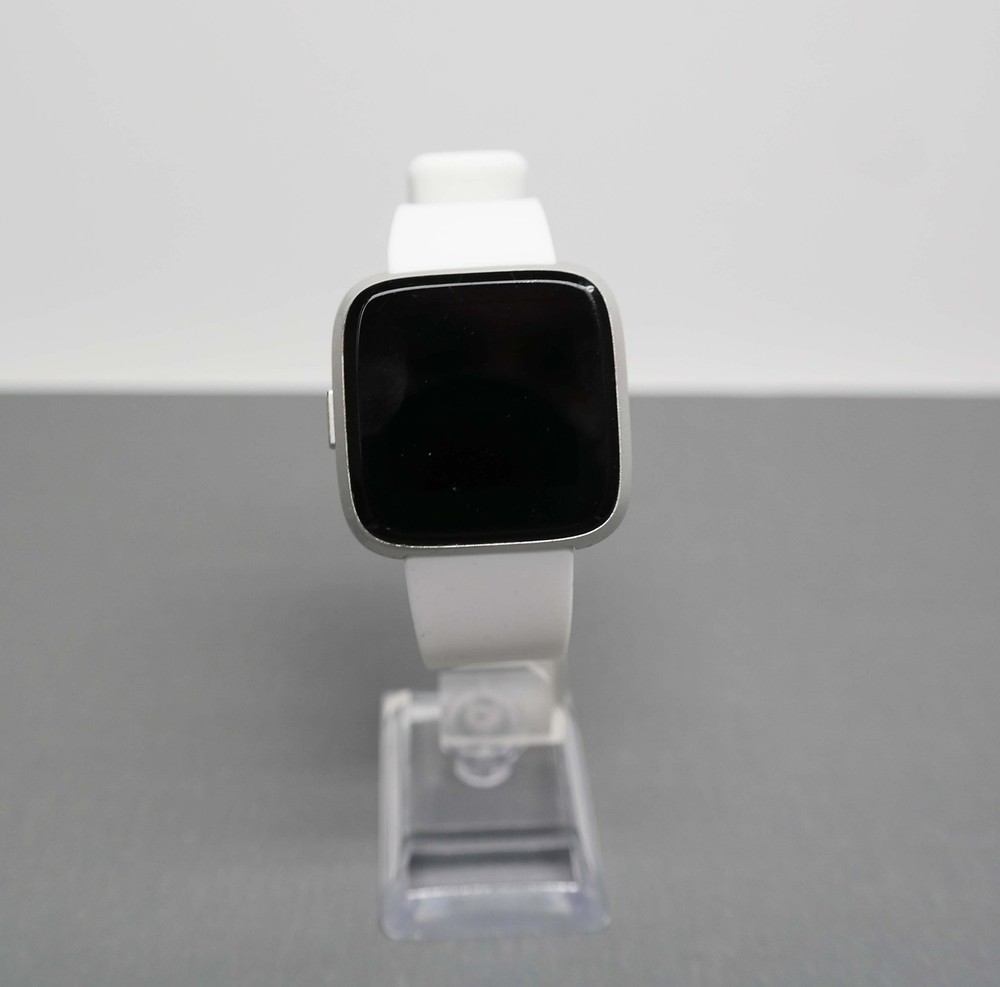 Fitbit Versa Lite Edition FB415 Smartwatch - Silver with White Silicone Band