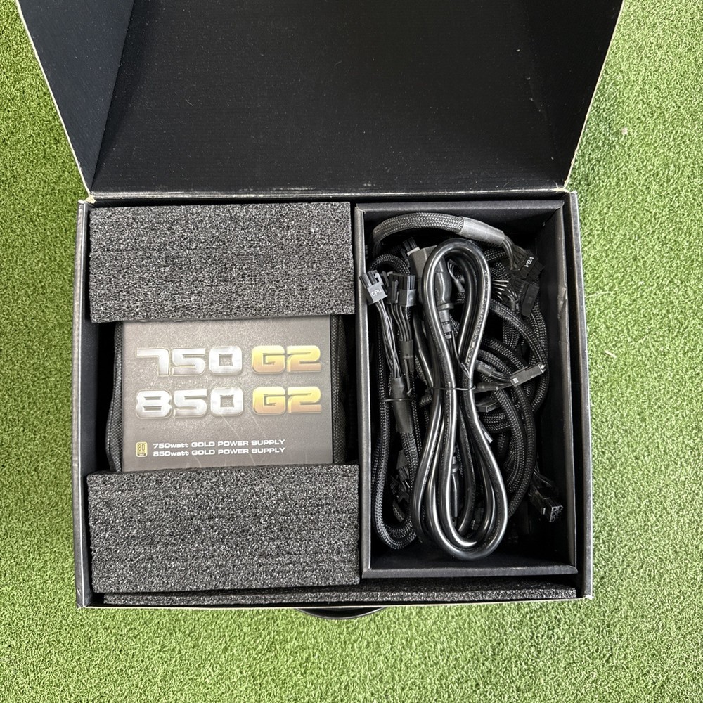 EVGA Supernova 850 G2 Power Supply. Complete.