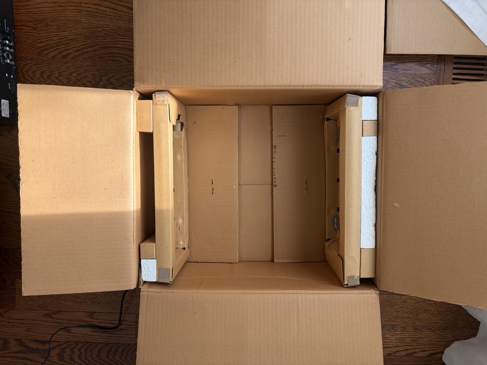 Technics RS-676US Cassette Tape Deck Original Box and Paperwork Multi Voltage