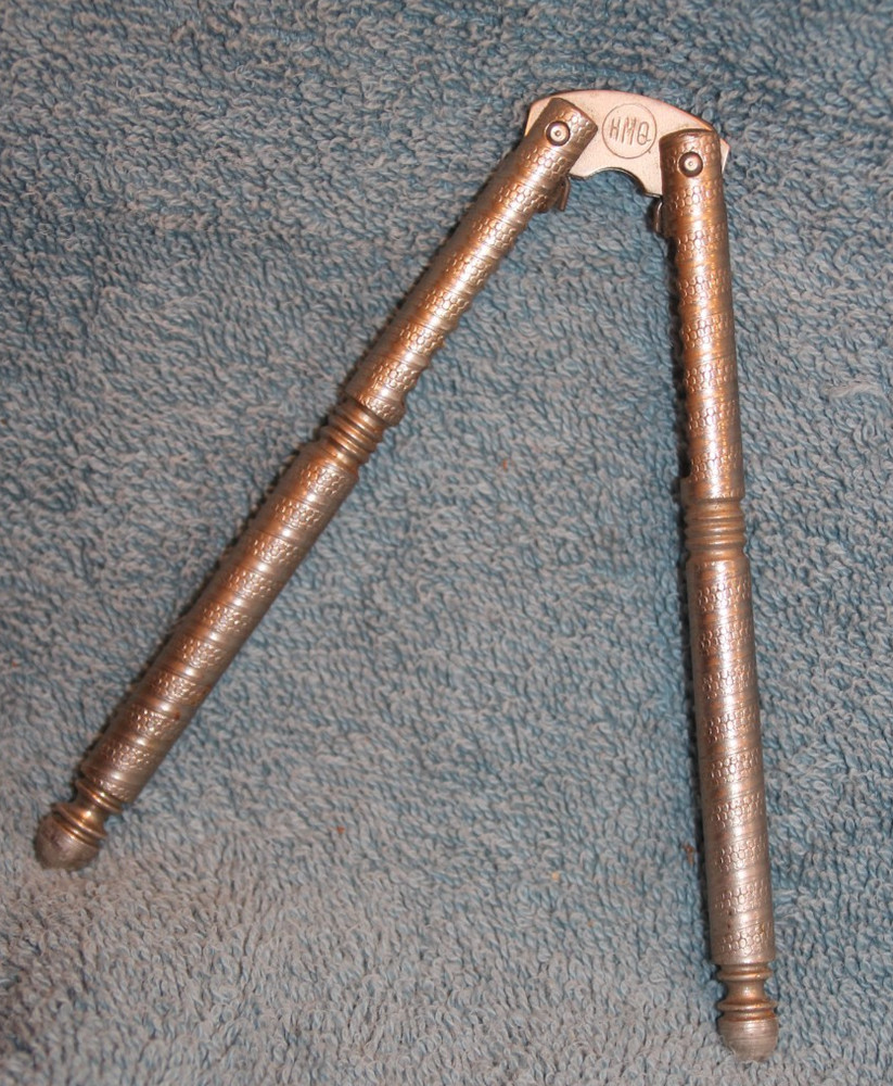 Vintage Mid Century Nutcracker Rustic Wood Bowl Set