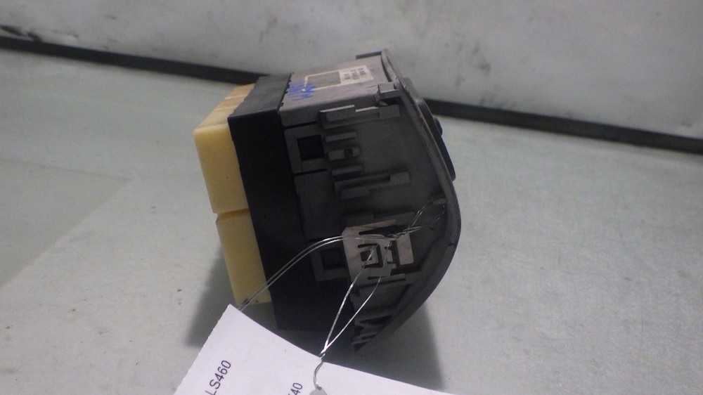 07 LEXUS LS460 Outer Mirror Heated Wheel Control Switch 8487050370