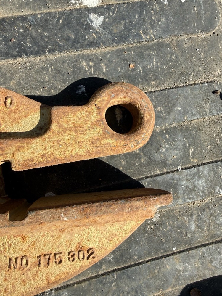 Newco PH-5 Pipe Hook Used (no Plastic Insert)