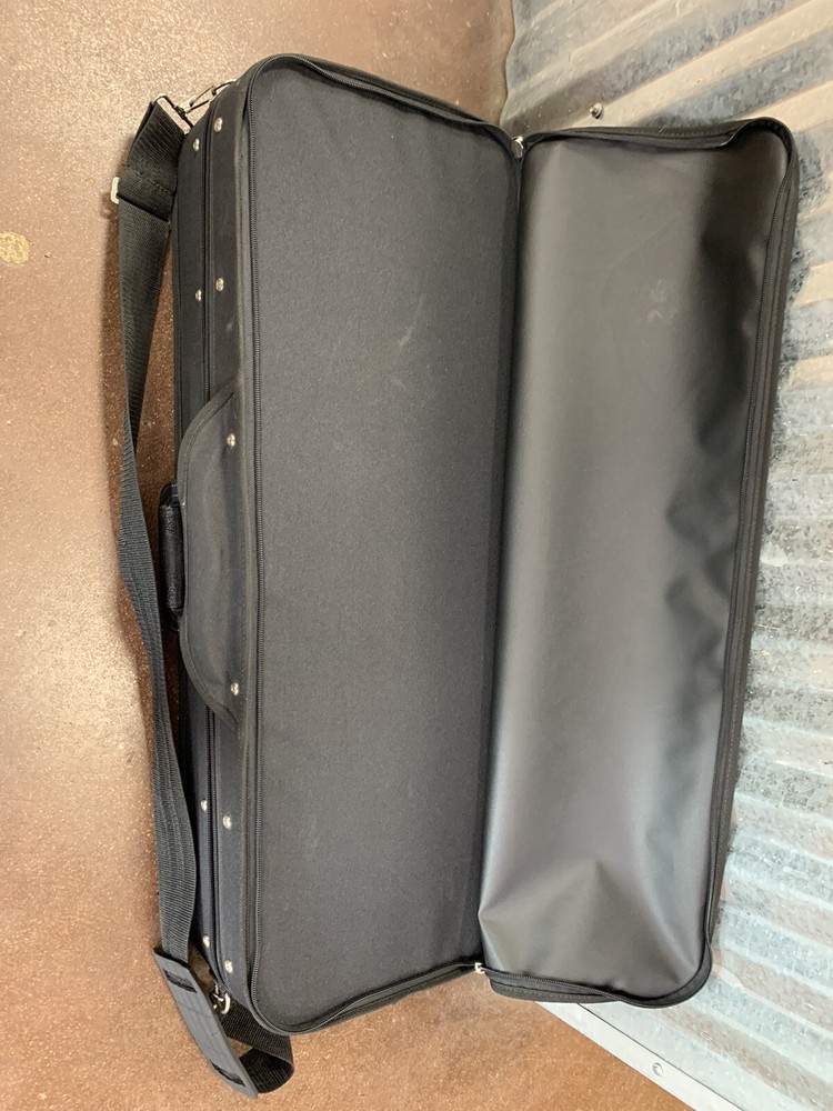 Bobelock Violin Case with Blue Interior-black