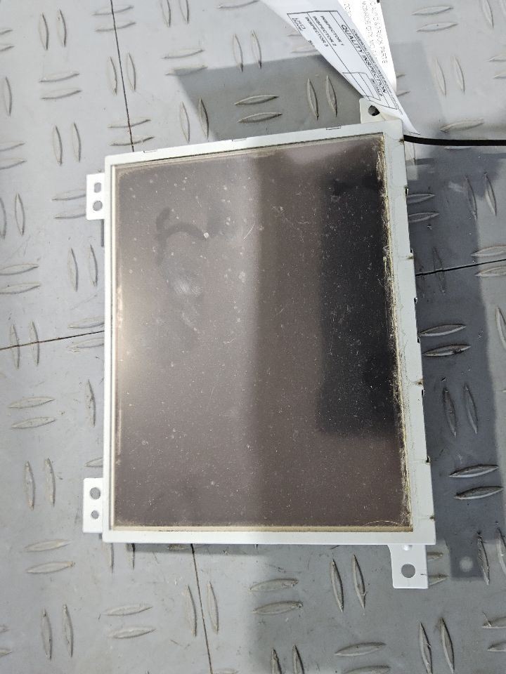 2011-2014 Chrysler 300 Dash 8.4" Display Screen