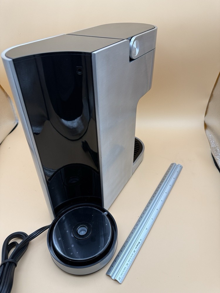 RARE Keurig K115 Stainless Brewer-Touchscreen - UNRELEASED MODEL Prototype?