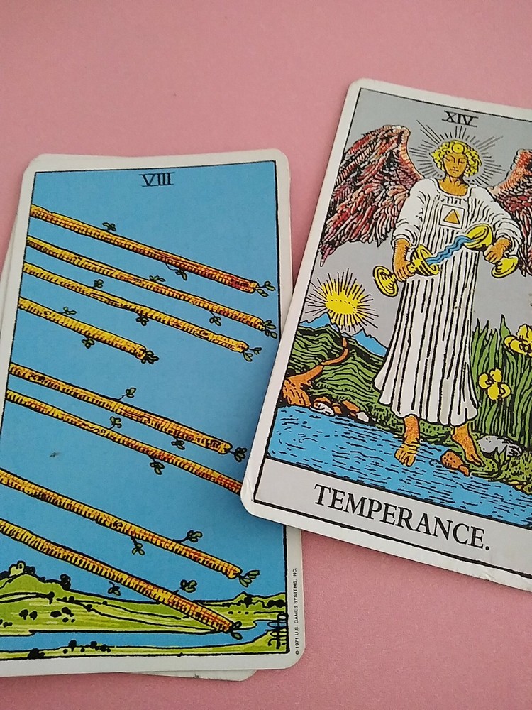 Psychic Tarot Reading Cold Paragraphs ( No Questions)