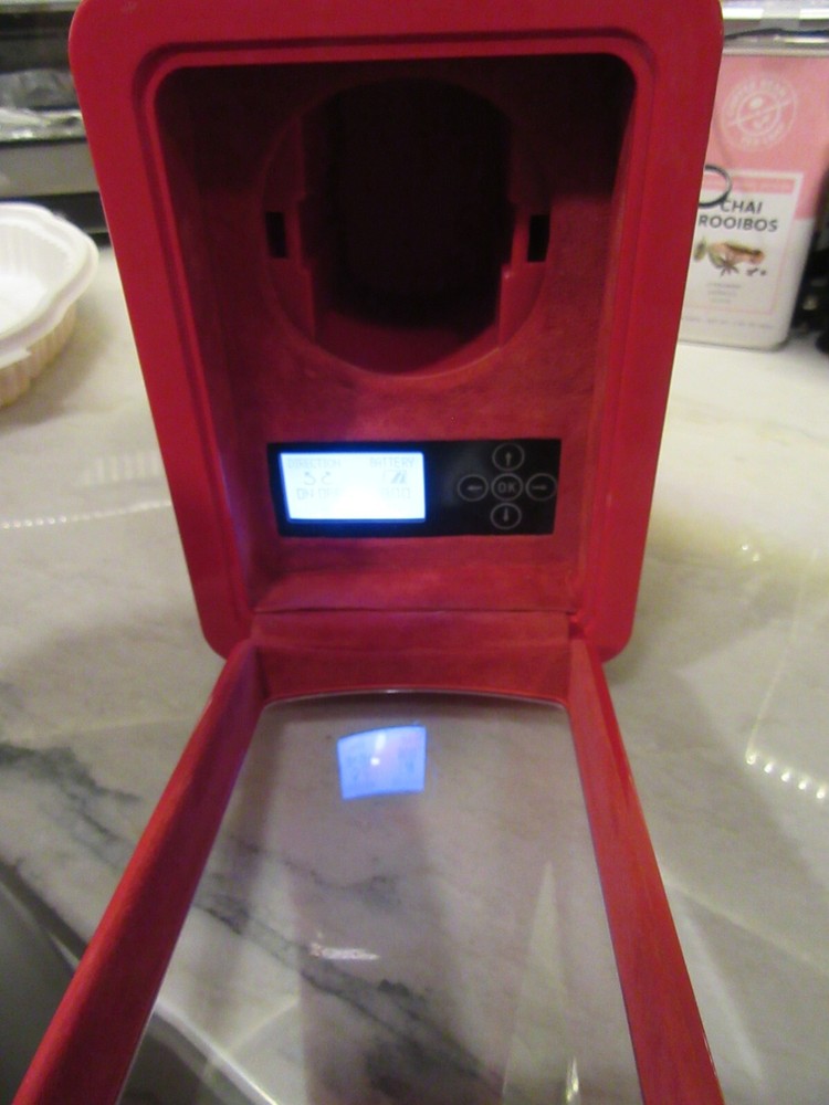 INVICTA by Spin-R Red Watch Winder. Tested