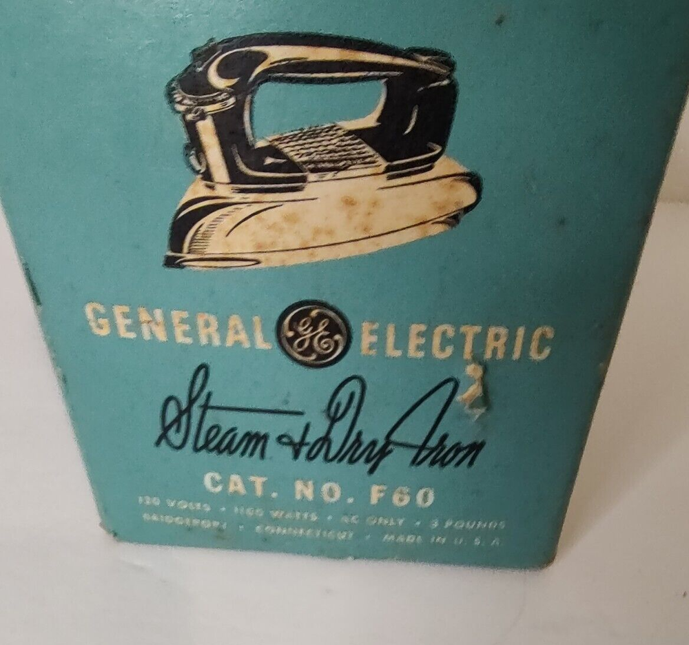 Vintage 1950s MCM Montgomery Ward Black handle Automatic Iron