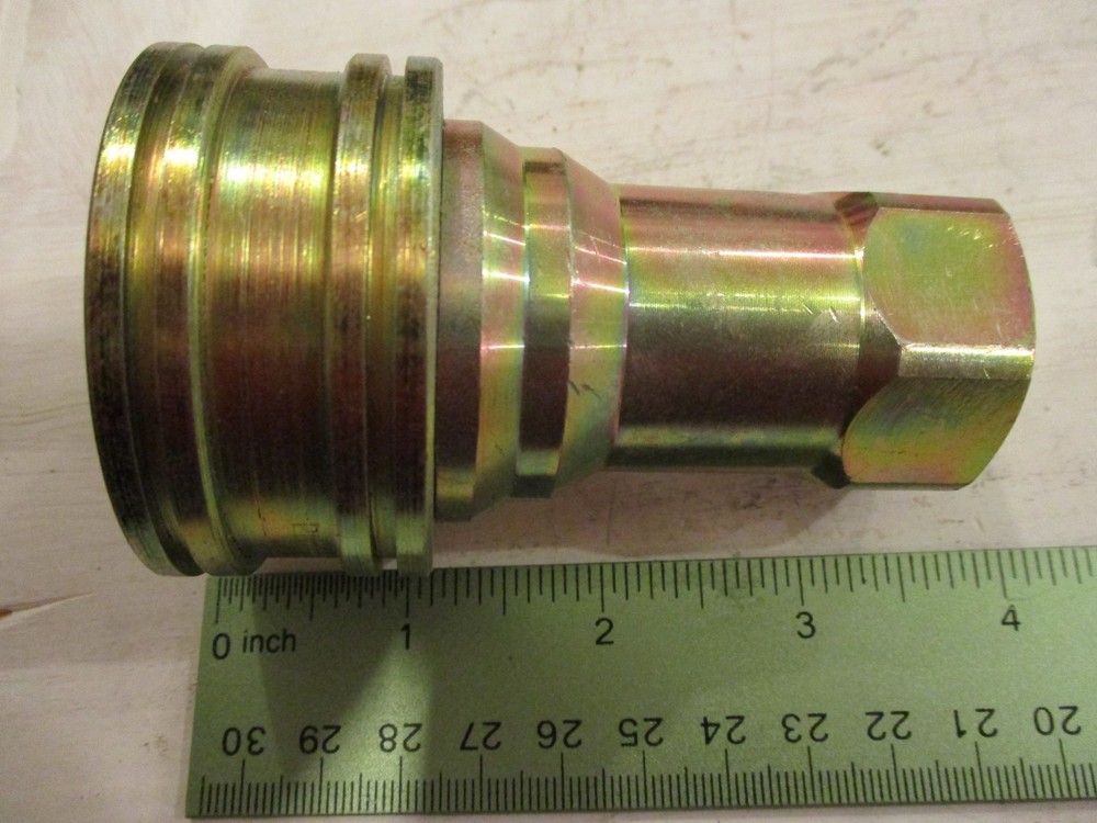 DHS12120 Hydraulic quick disconnect socket.  3/4 socket  x 3/4 female npt.