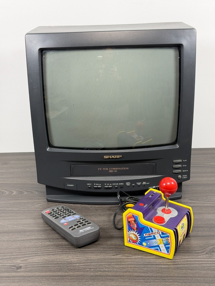 SHARP 13VT-j100 TV/VCR Combo, Remote & Namco Plug it & Play Games Console