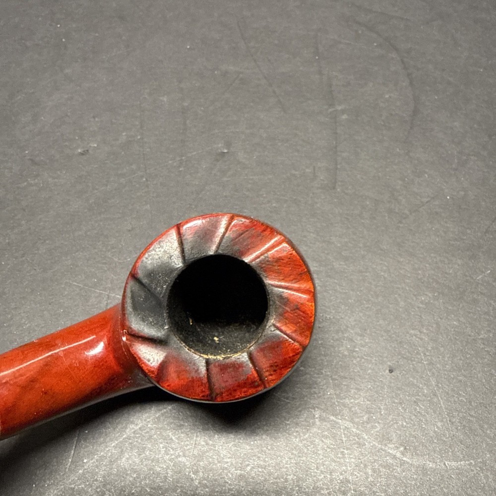 Lucienne Tobacco Pipe Pre Owned Vintage?