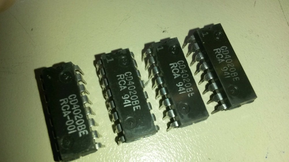 4x IC MODULE 74HC688 20742-182