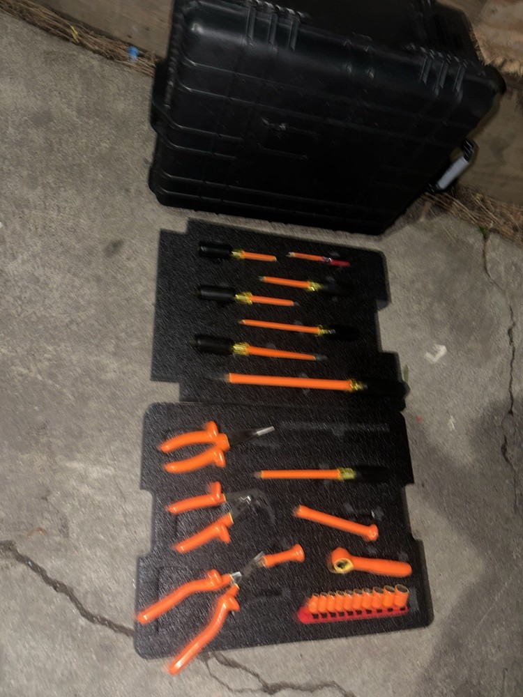 Salisbury 1000v insulated tools