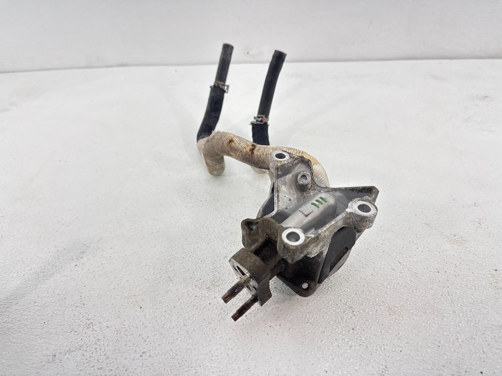 17-20 TOYOTA SIENNA ENGINE OIL COOLER OEM