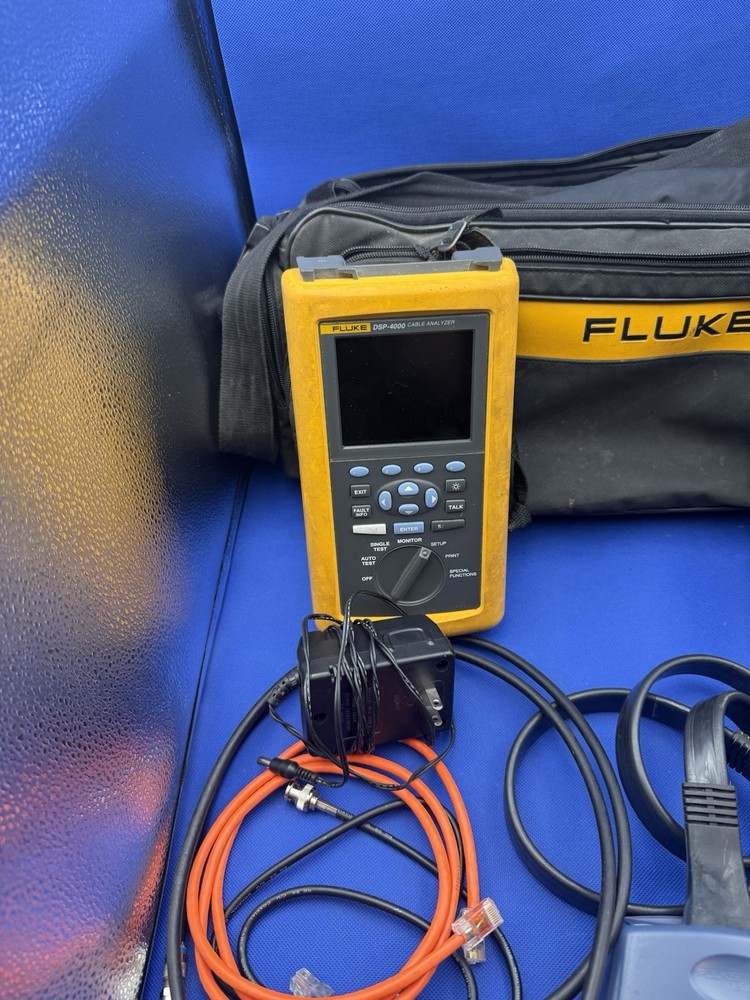 Fluke DSP-4000 Cable Analyzer 4000SR Kit