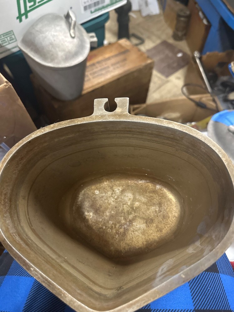 3 Silver seal heart shape? cookware pots With Handle