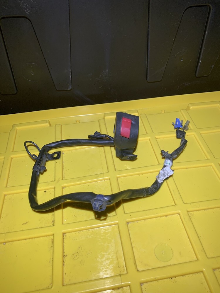 14-16 Honda CBR650F right handlebar control start kill switch *READ DESCRIPTION*