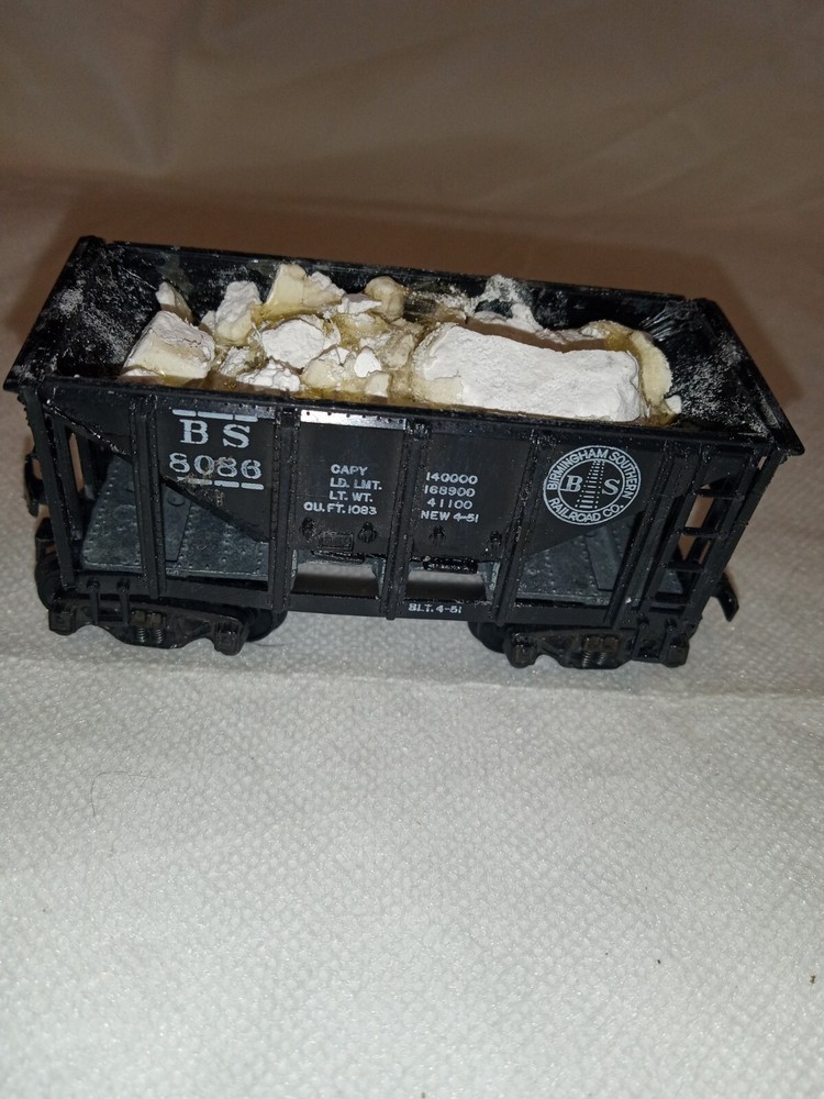 HO SCALE COLE TRAIN CAR B S #6086 WITH LOAD