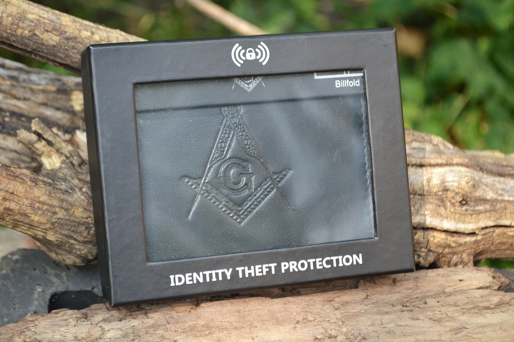 Masonic Black Leather Bi-Fold Wallet - RFID Protected - Square and Compasses