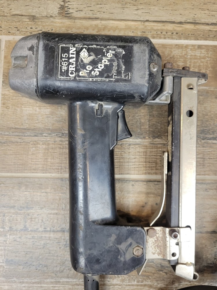 CRAIN #615 Professional CARPET PRO STAPLER TYPE A Good Condition