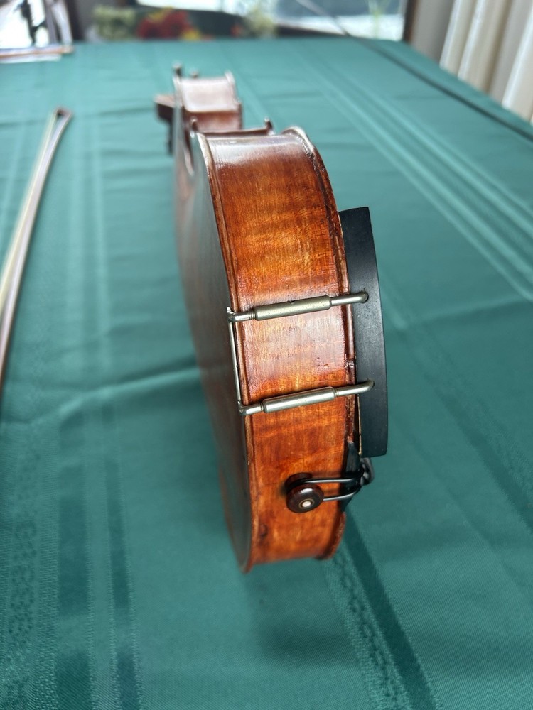 Beautiful Full Size Violin With Hard Case And Bow