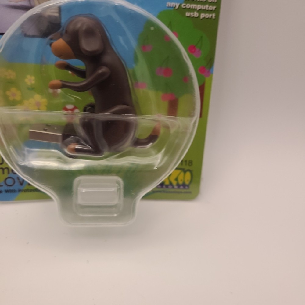 Novelty Dog Animated USB