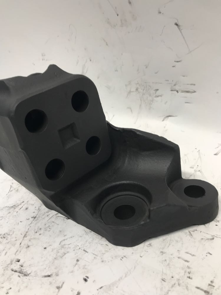 Paccar MX13 Engine Mount 1670902 (548-11539)