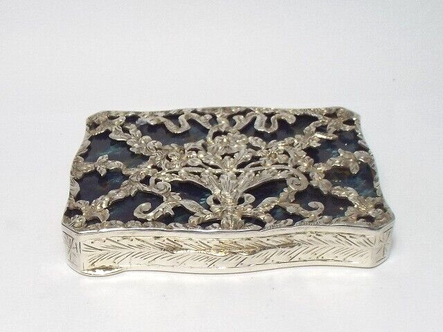 RARE ANTIQUE CONTINENTAL SOLID SILVER PIECED BOX, CASHEW BOX, c1900