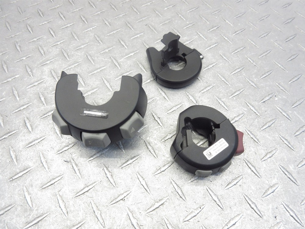 2013 10-13 BMW R1200 R1200RT Right Handlebar Control Switch Handle Bar Button