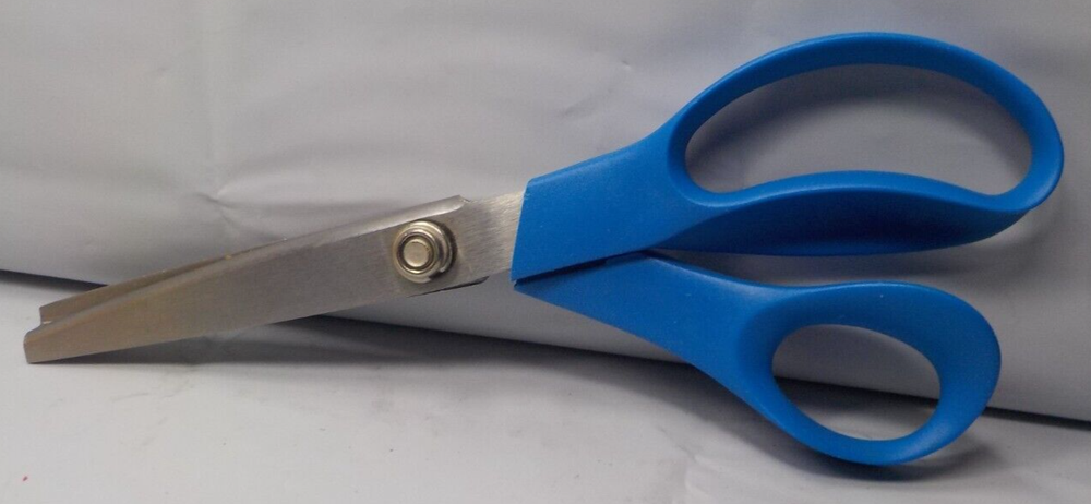 Vintage Large / Heavy Duty 9" Pinking Shears blue sharp