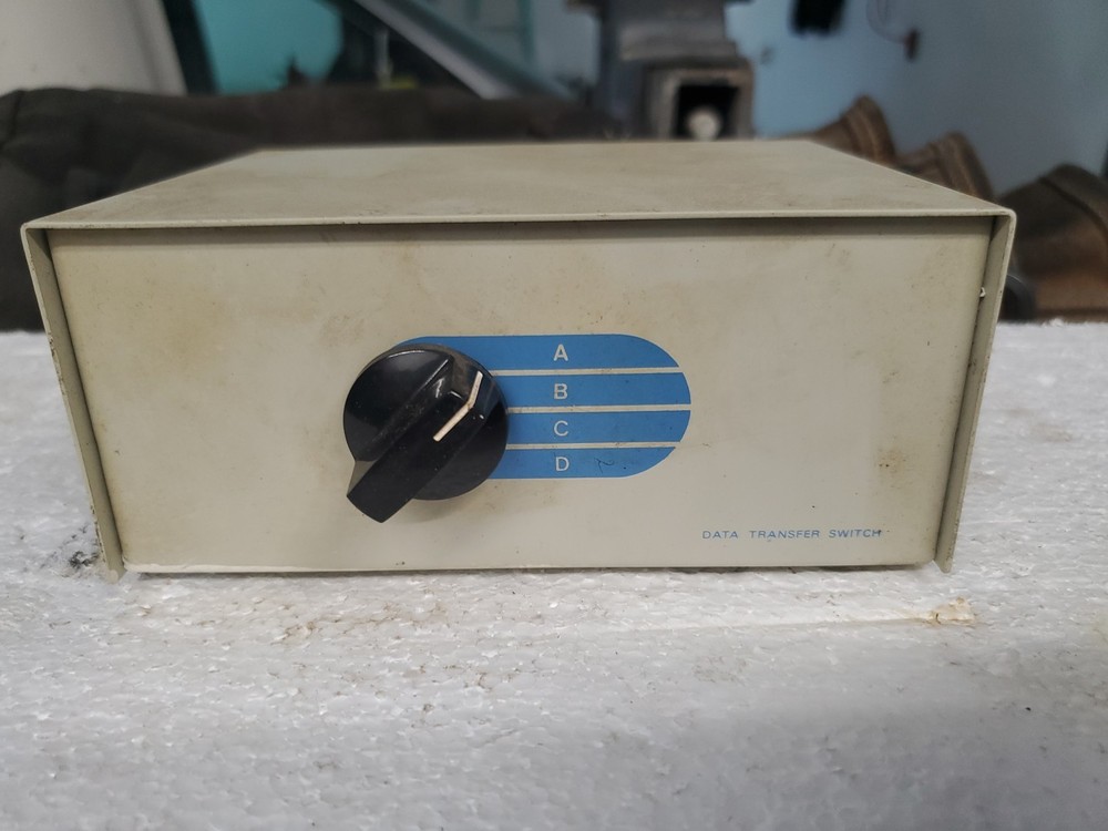 RS-232 4-way DB25 Transfer Switch