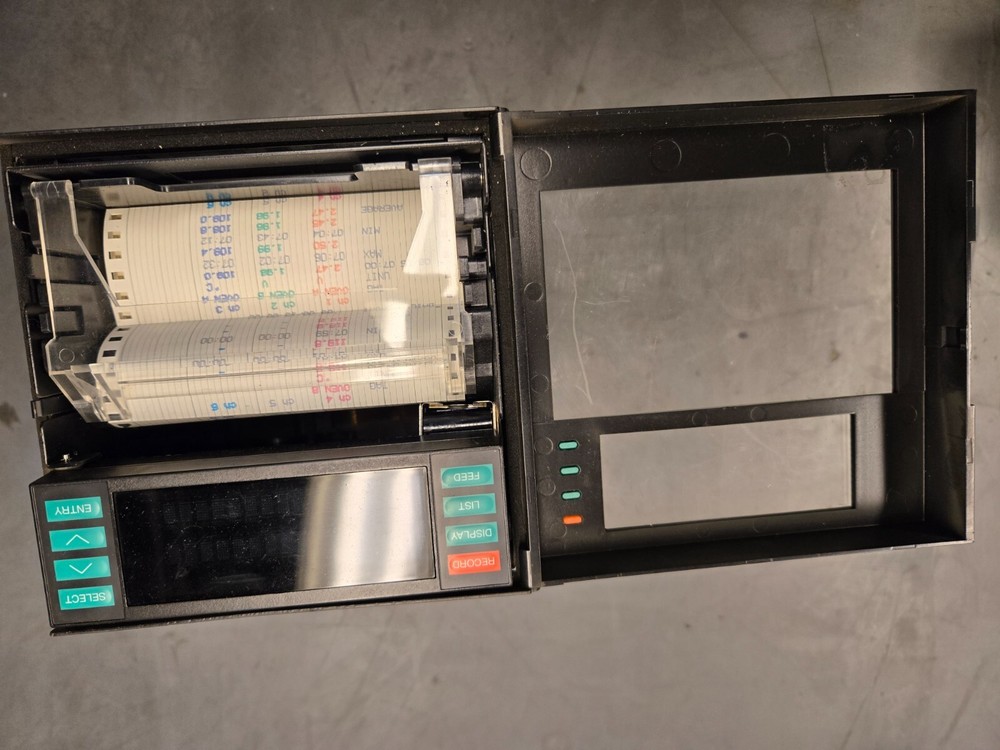 OMEGA ENGINEERING RD1606 Temperature chart recorder