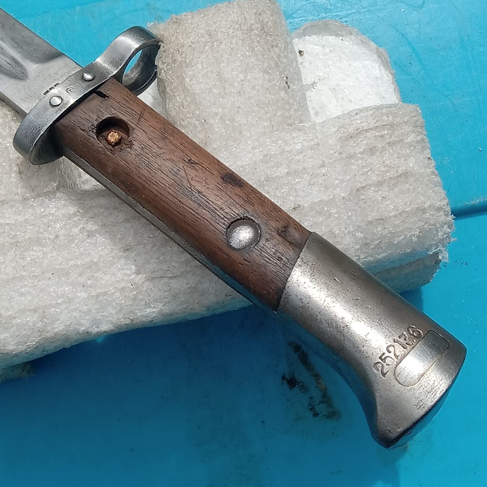 WW11 KNIFE-252136.