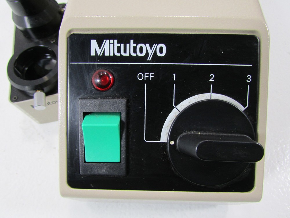 MITUTOYO OPTICAL LIGHT SOURCE